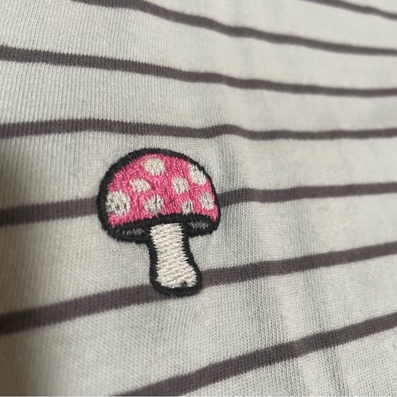 American Eagle Oversized striped mushroom shirt - Picture 2 of 5